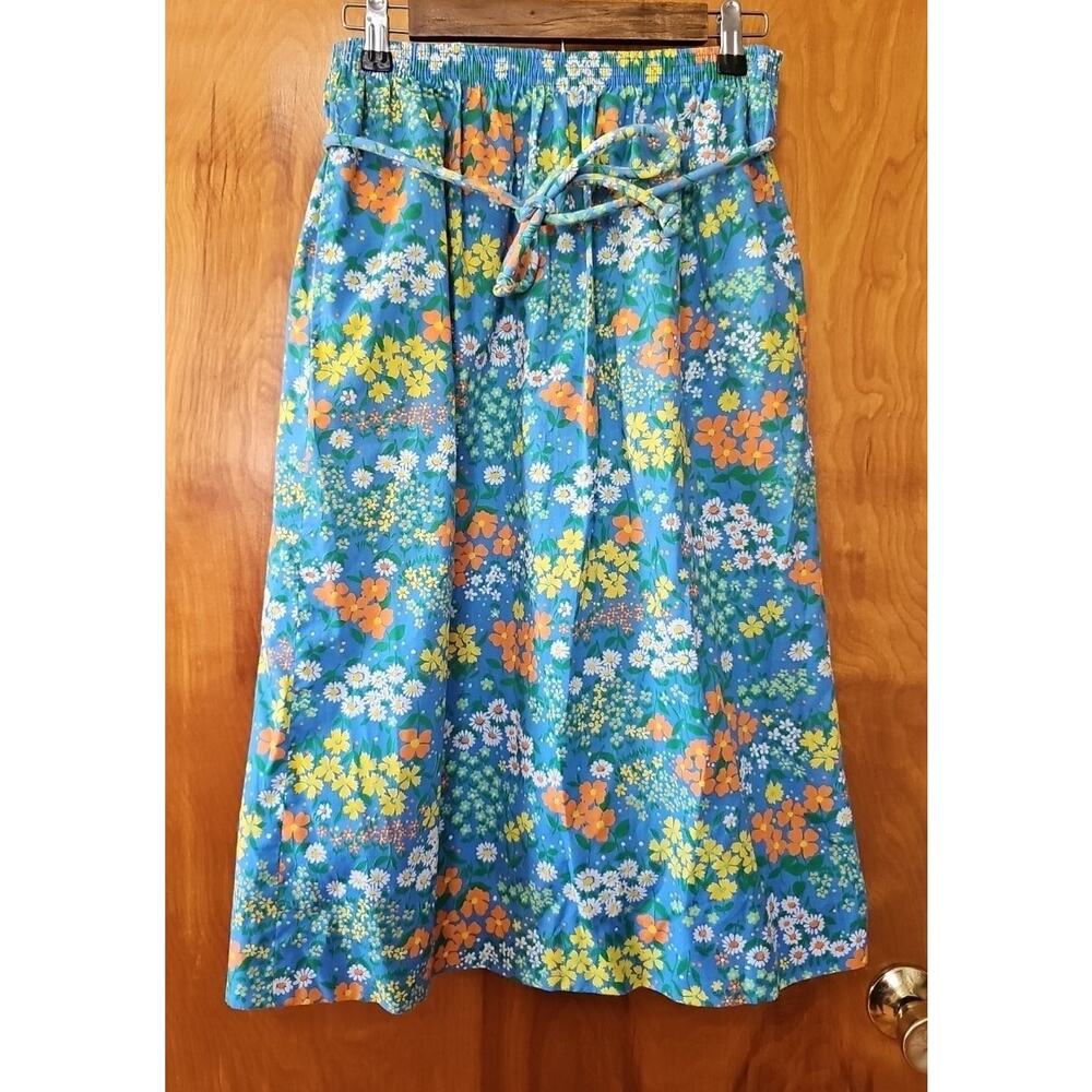 Vintage Gordon of Philadelphia Blue Daisy Garden Skirt Size 10